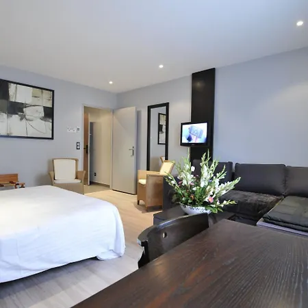 Logis Hotel 3*