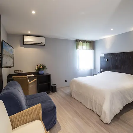Logis Hotel 3*