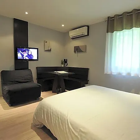 Hotel Logis Vandoeuvre-lès-Nancy