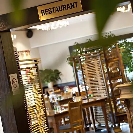 Logis فندق Vandoeuvre-lès-Nancy