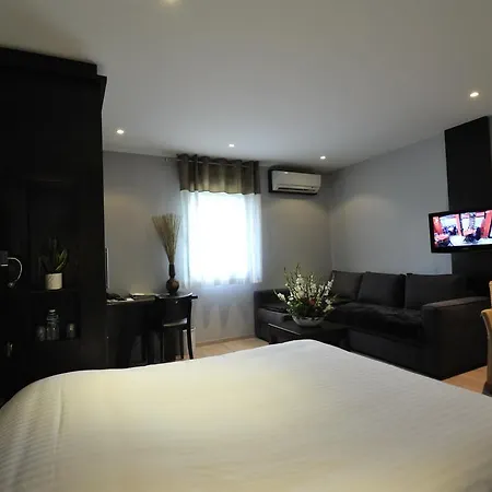 Logis 3*