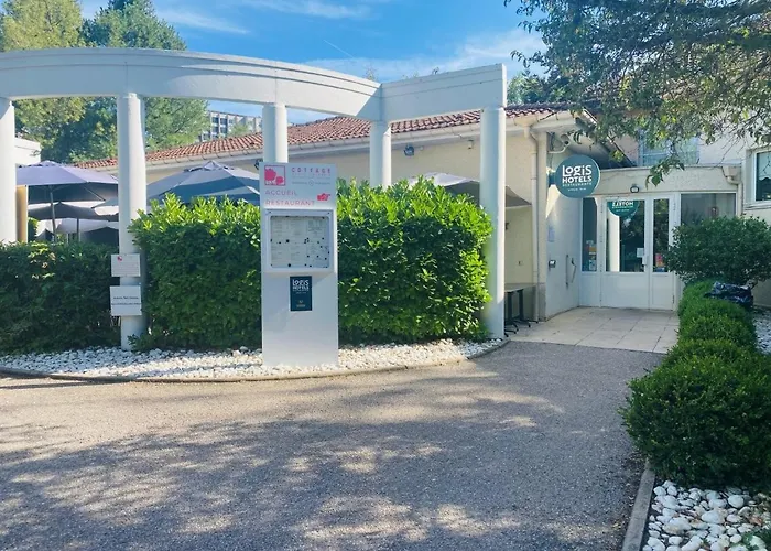 Hotel Logis Vandoeuvre-lès-Nancy