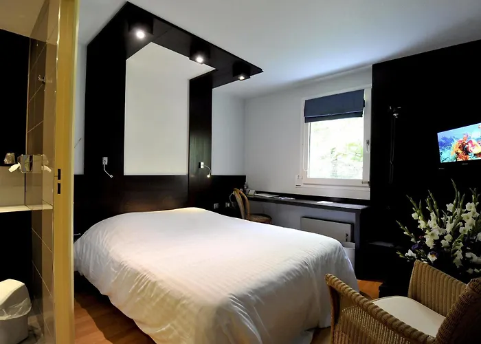 Logis Hotel 3*